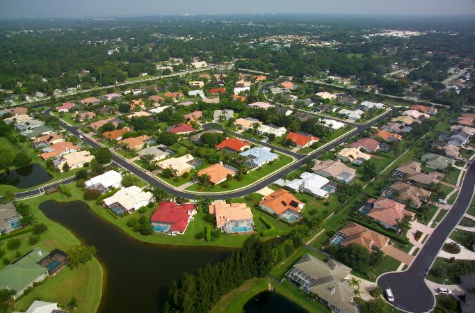 Three Oaks, FL