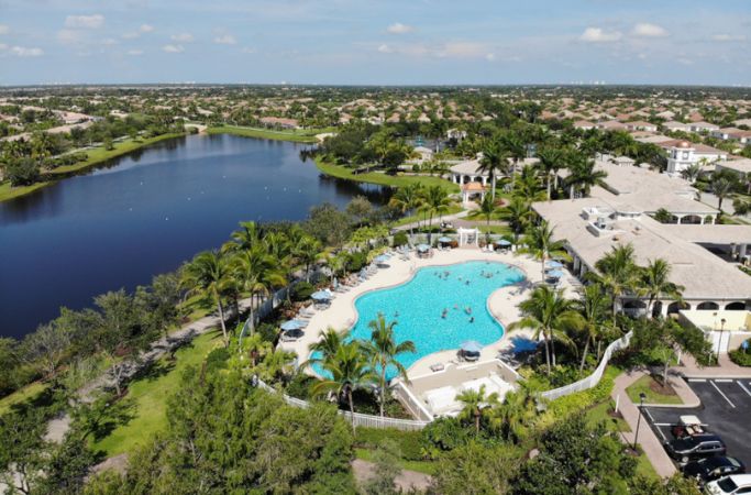 VillageWalk Bonita Springs, FL